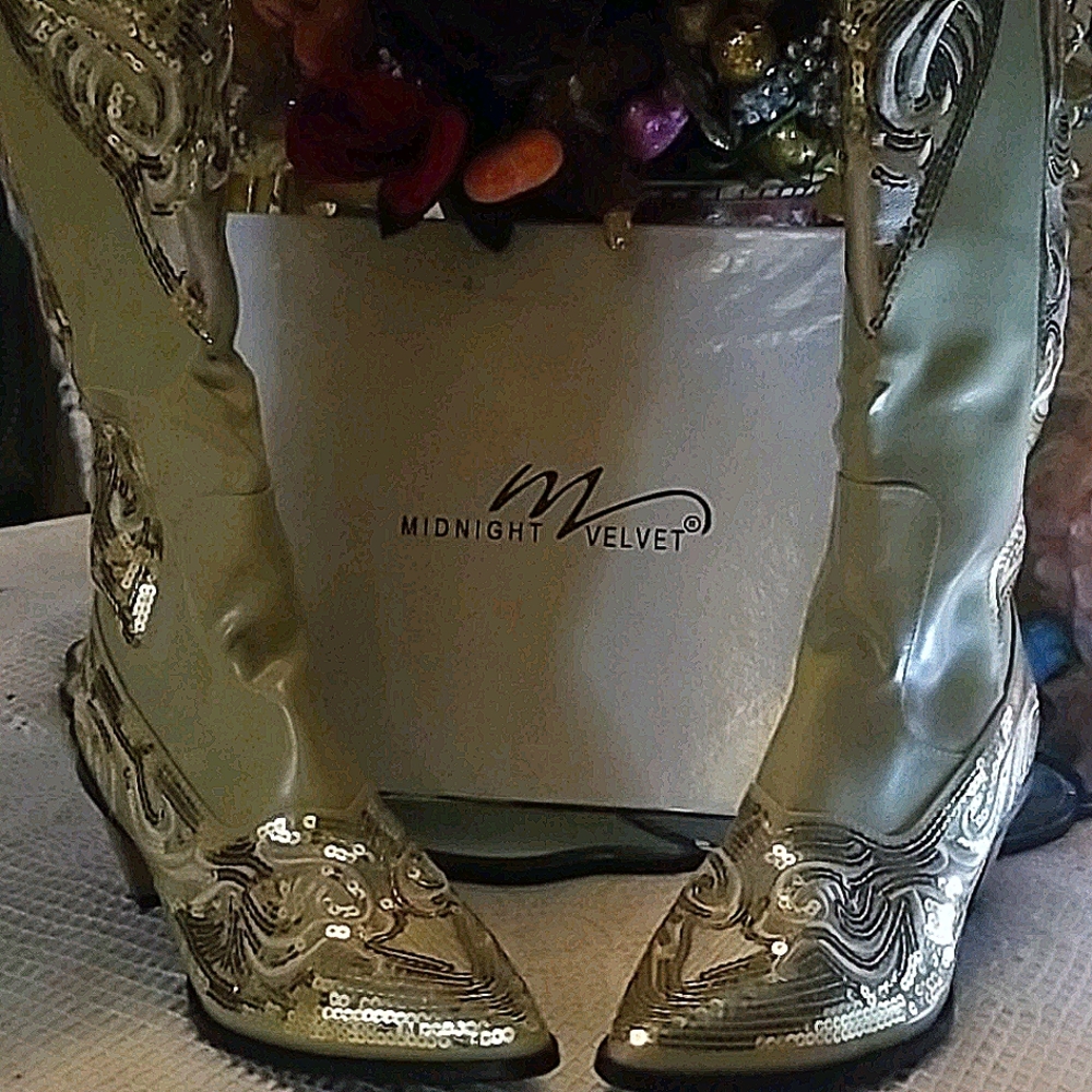 Boots size12  gold